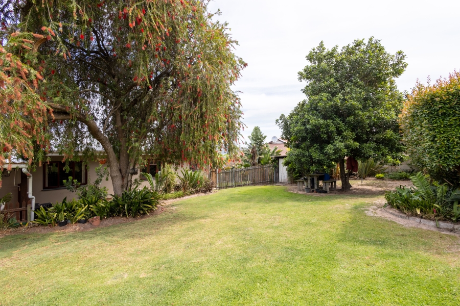 4 Bedroom Property for Sale in Old Place Western Cape